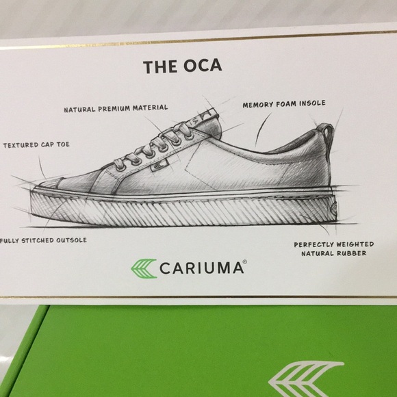 Cariuma White Sneakers - Picture 9 of 9